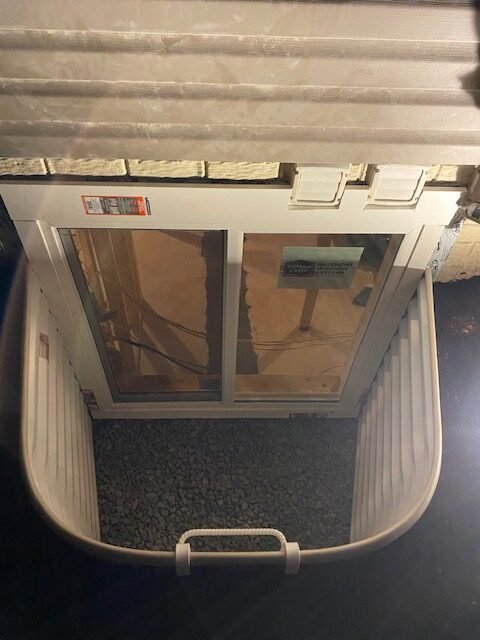 Egress window